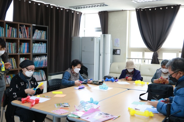 114 9ac643bfede31ac18b5d6e57be3c7058.jpg